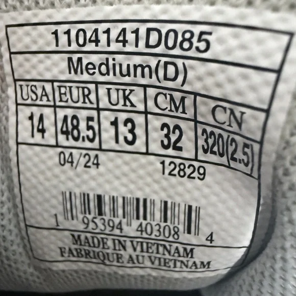 Brooks Men's Light Gray and Black Anthem 6 Running Shoes in Size 14 - Picture 9 of 10